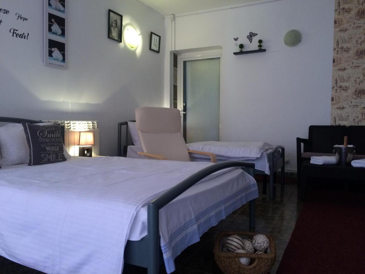 Casa Julius Hotel คอนสตันซา ภายนอก รูปภาพ